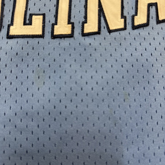 Nike Men's Jordan Size Large  Blue Limited  Edition North Carolina  Jersey - Picture 8 of 12